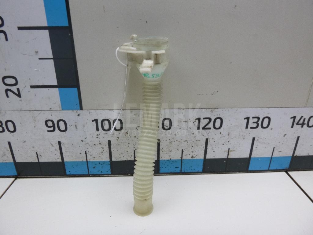 Горловина бачка омывателя 8531942230 Toyota