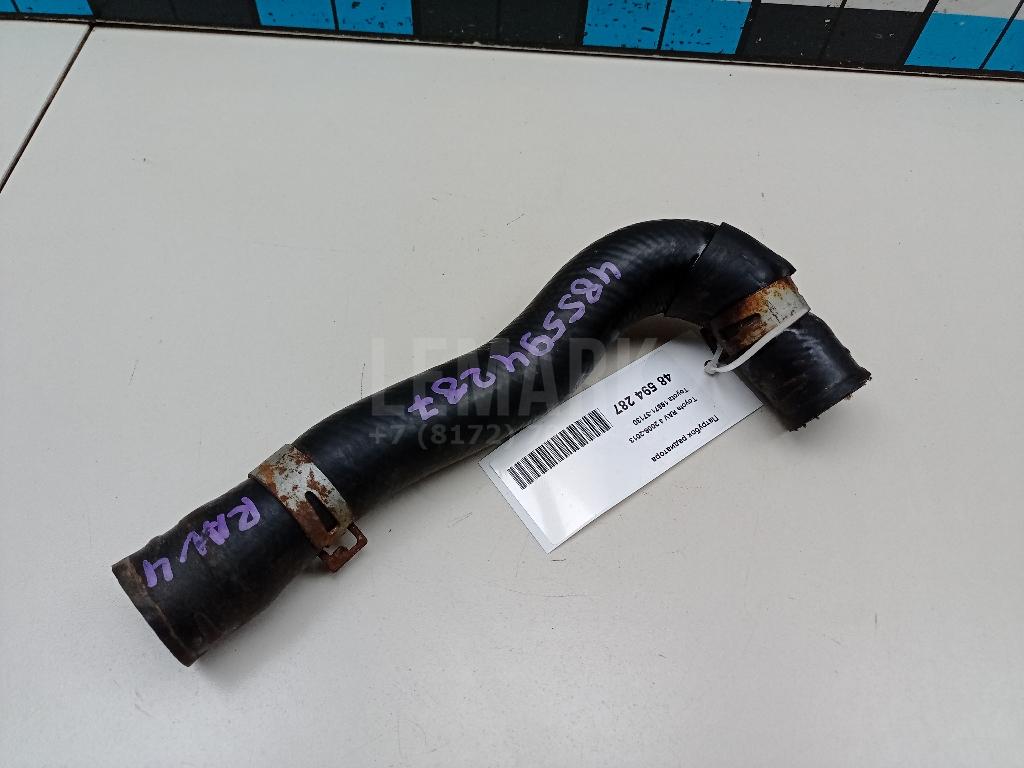 Патрубок радиатора 1657137130 Toyota