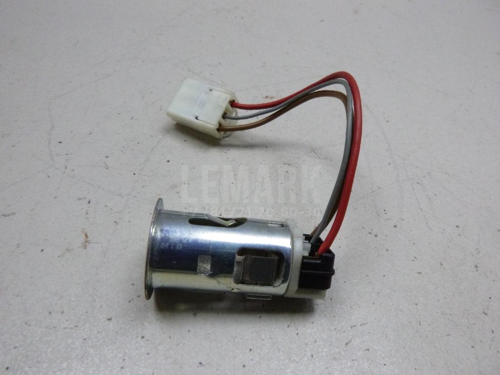 Гнездо прикуривателя 1J0919309B VAG