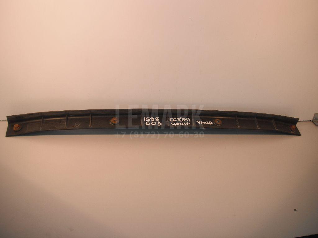 Направляющая заднего бампера 1U9807863 VAG