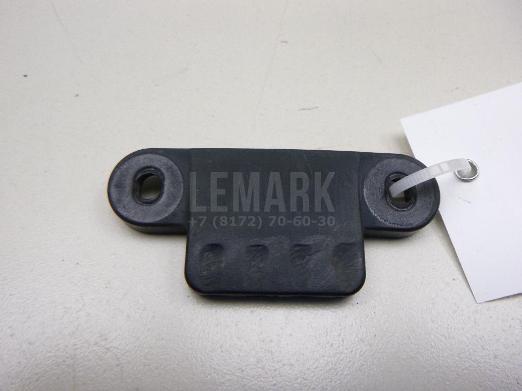 Отбойник крышки багажника 817383J000 Hyundai-Kia
