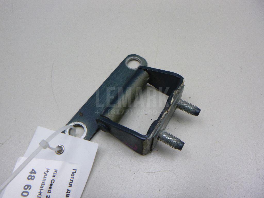 Петля двери багажника 797100Z000 Hyundai-Kia