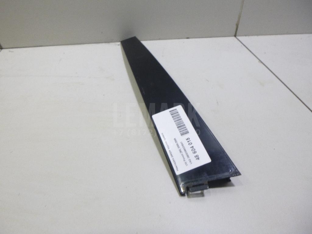 Накладка двери задней правой 3B0839902H041 VAG