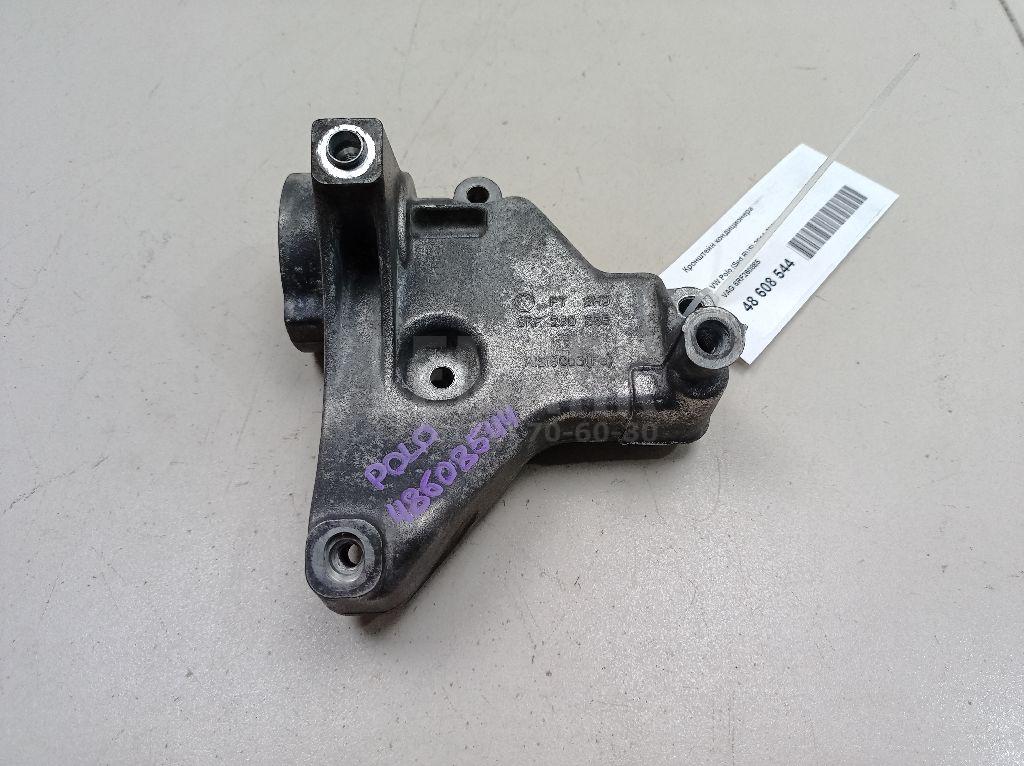 Кронштейн кондиционера 6RF260885 VAG