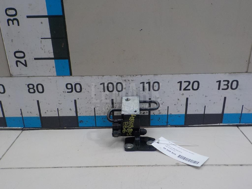 Петля двери задней правой нижняя 3C4833412C VAG