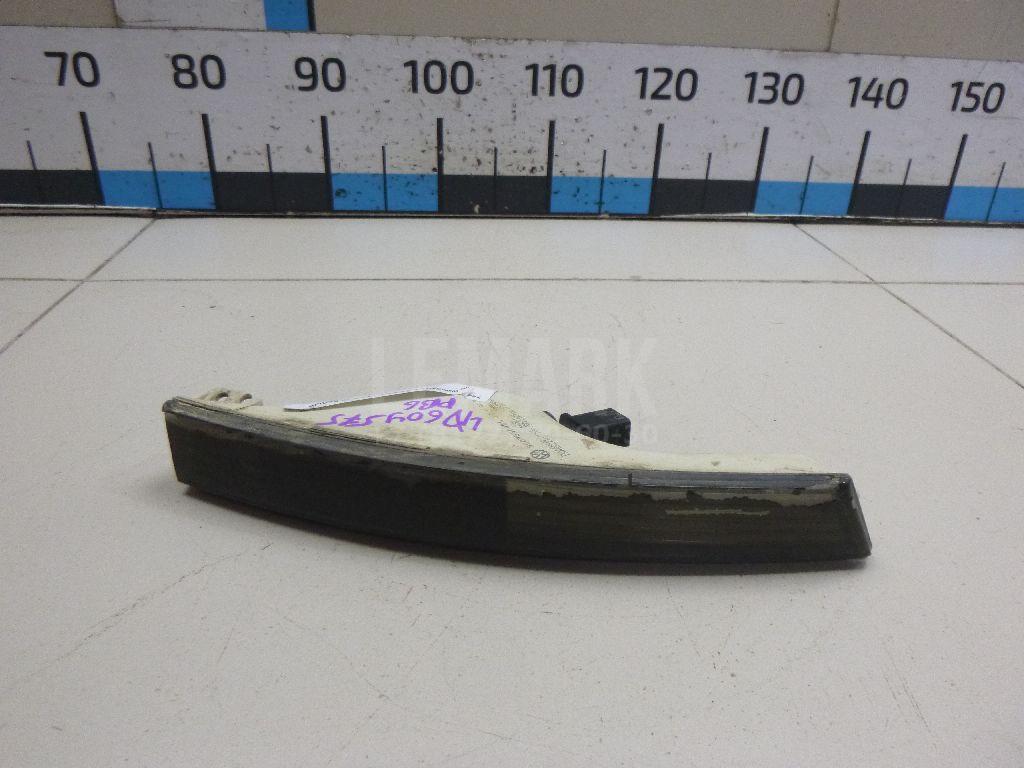 Указатель поворота в бампер правый белый 3C0953042L VAG
