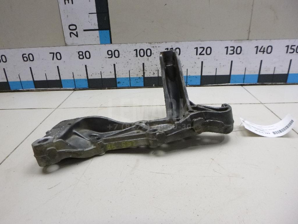 Кронштейн переднего рычага 1K0199295F VAG