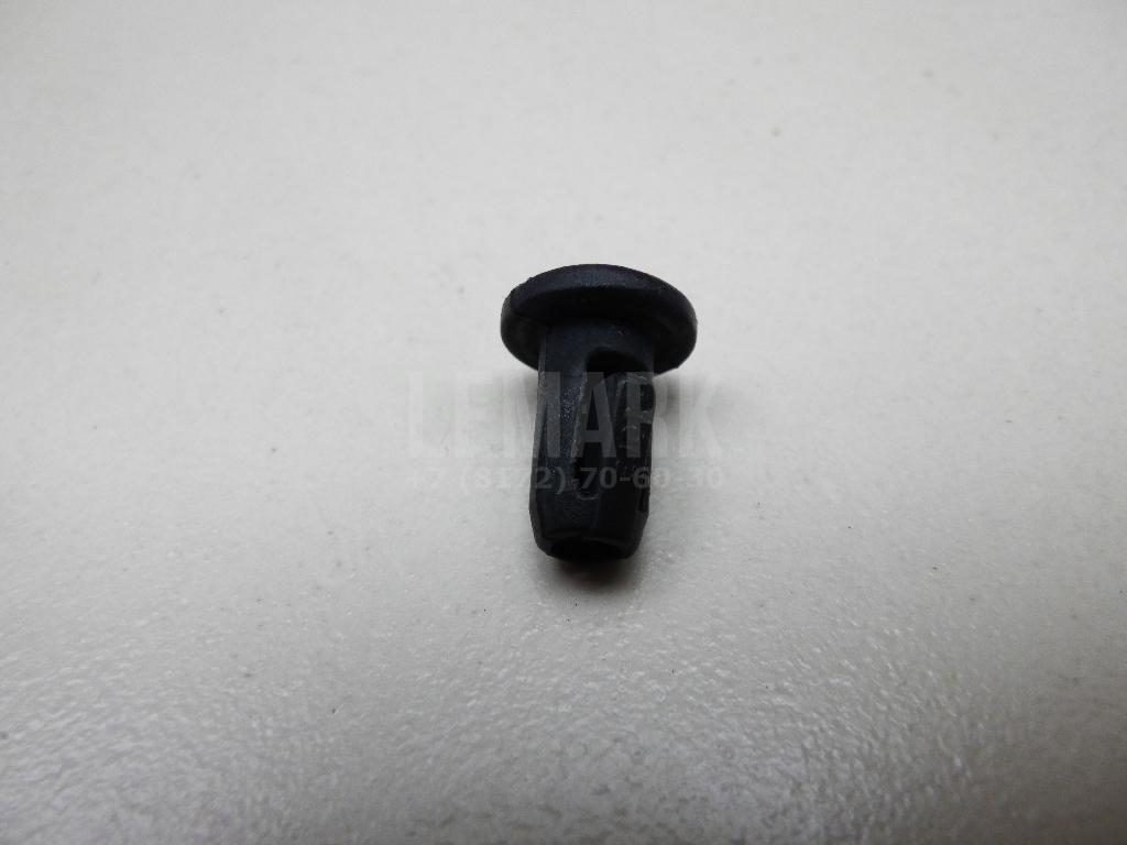 Отбойник крышки багажника 8D5827499 VAG