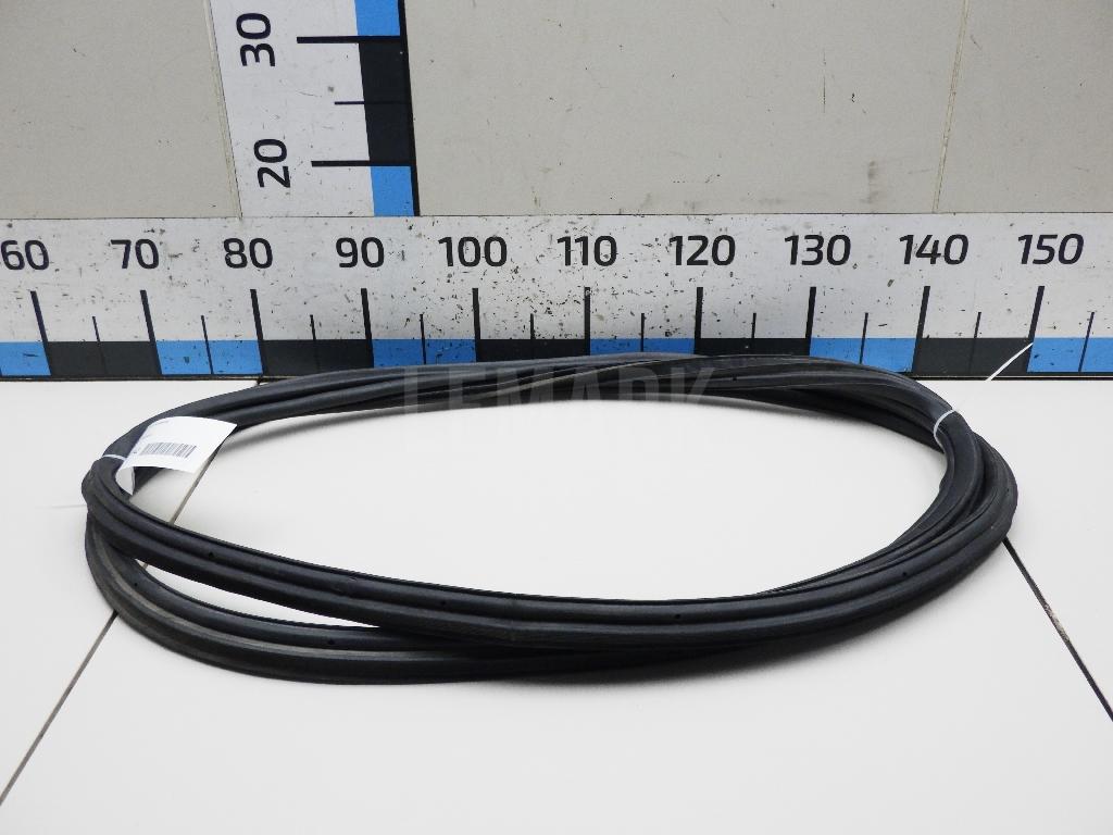 Уплотнитель багажника 157459 GM
