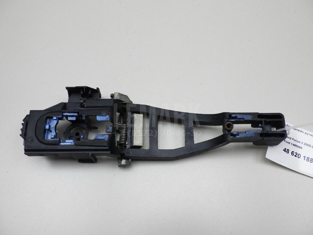 Кронштейн ручки 1480066 Ford