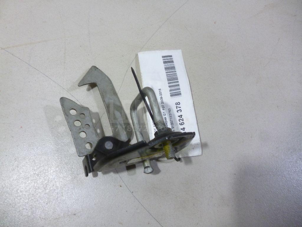 Крючок капота для  BMW X5 F15/F85 2013-2018