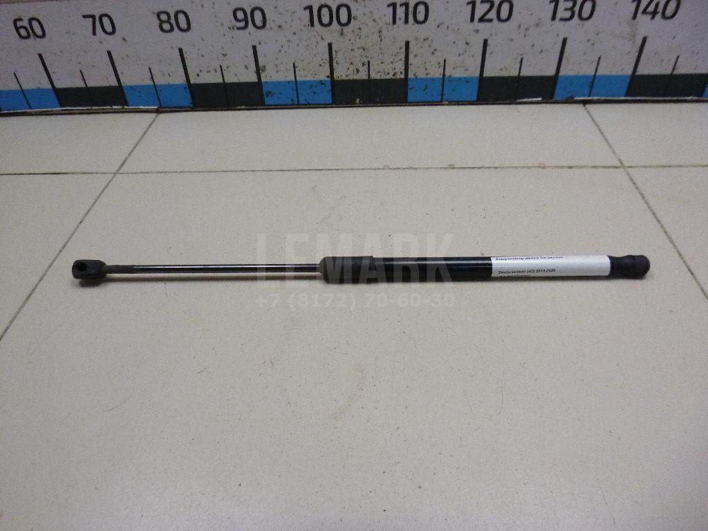 Амортизатор двери багажника 5E5827550R VAG
