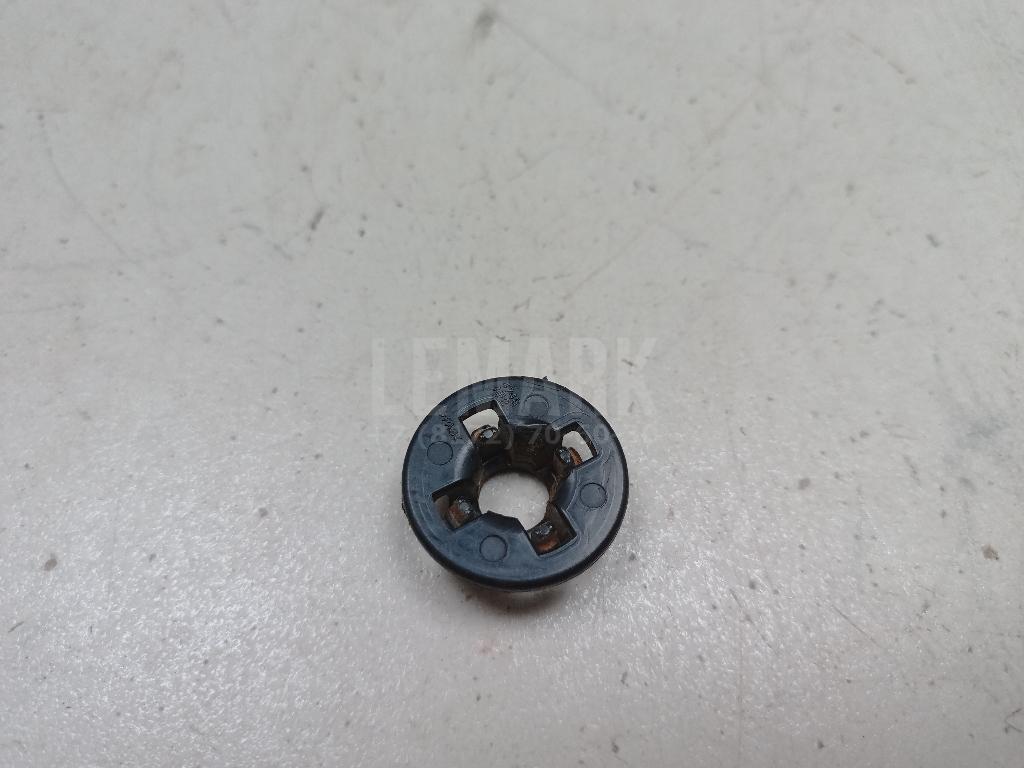 Защелка держателя капота 657738J000 Nissan