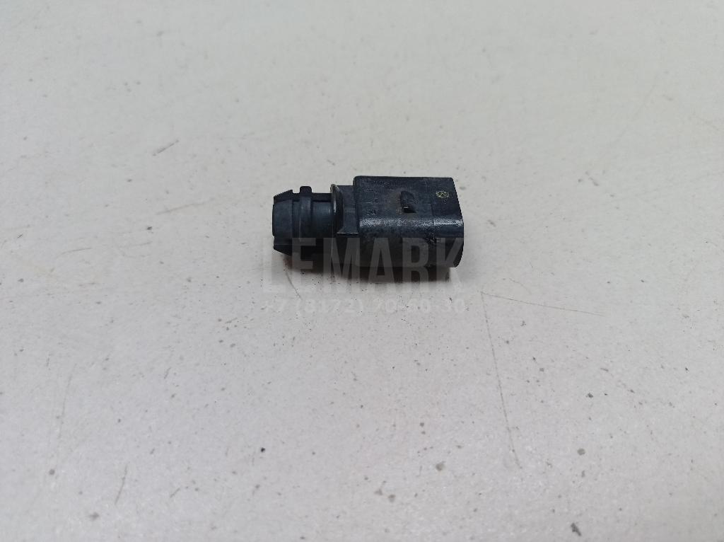 Датчик температуры воздуха 8Z0820535 VAG