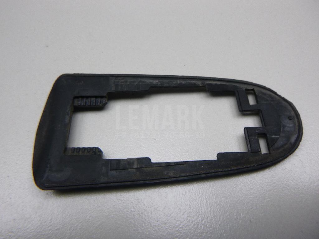 Прокладка ручки двери 1382020 Ford