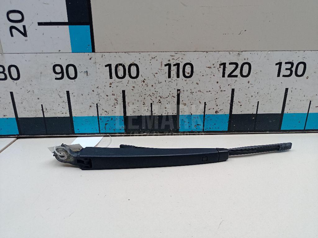 Поводок стеклоочистителя заднего 5L6955707 VAG