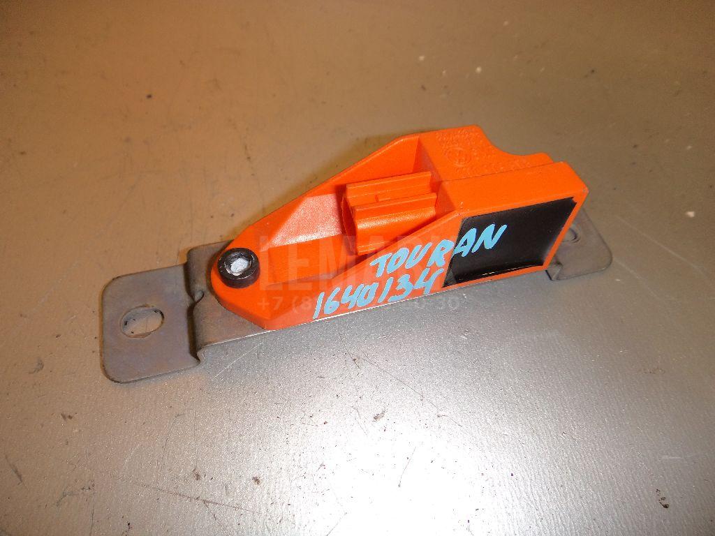Датчик AIR BAG 1T0909606 VAG