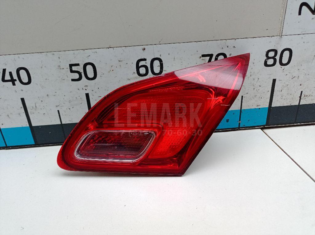 Фонарь задний внутренний правый 1222268 GM