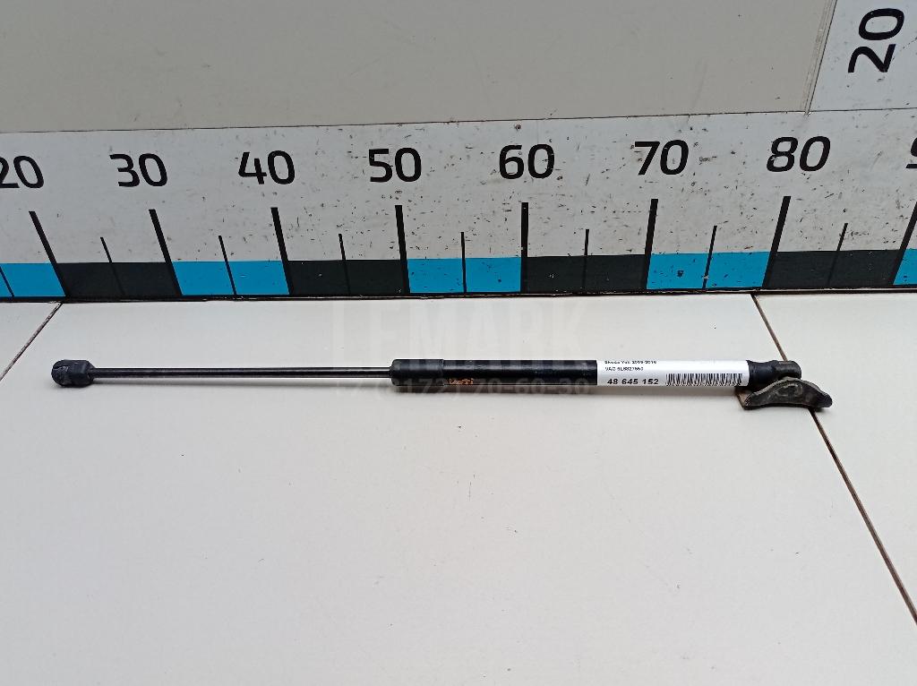 Амортизатор двери багажника 5L6827550 VAG