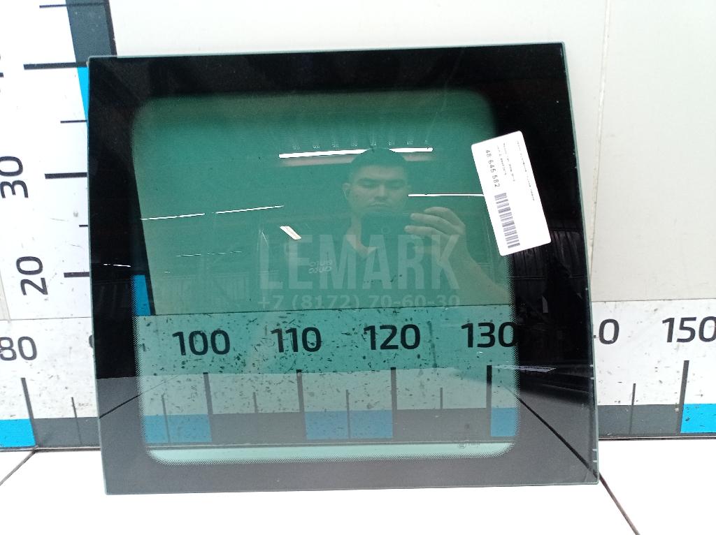 Стекло кузовное глухое левое 5L6845297E VAG