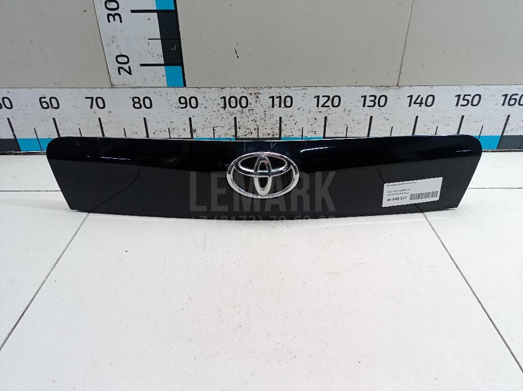 Накладка двери багажника 7680142040C0 Toyota