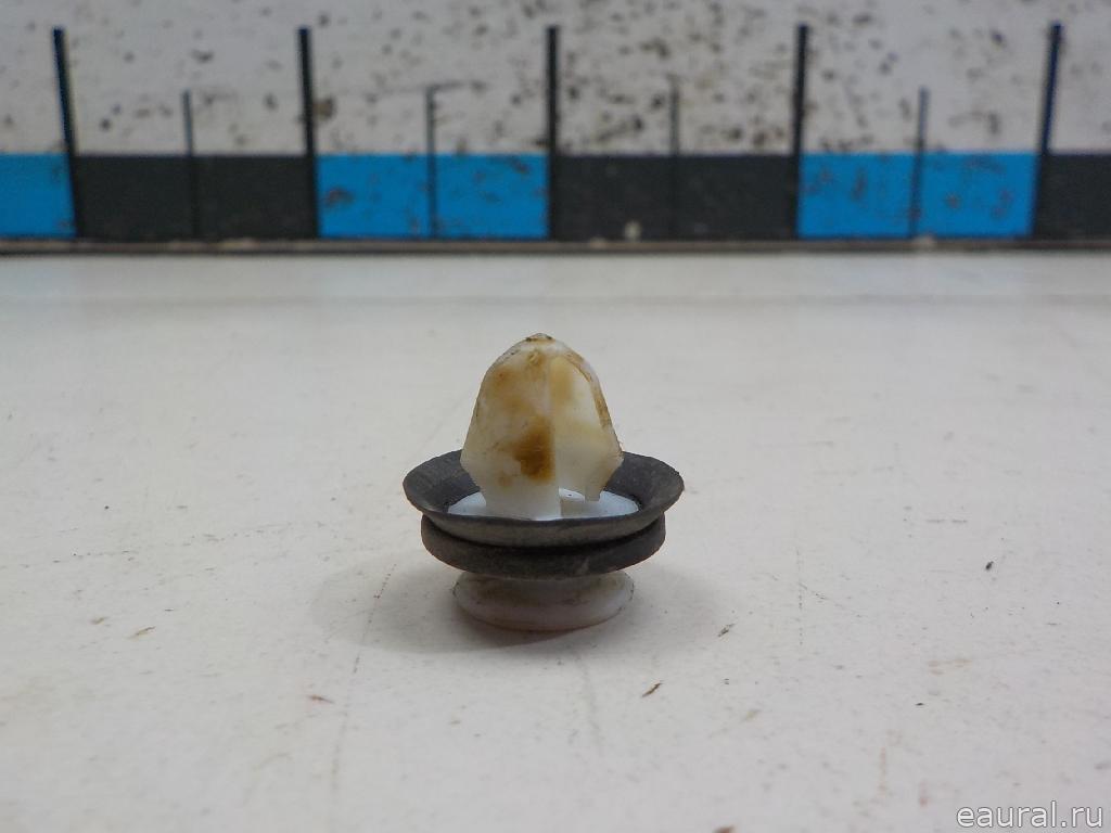 Крепеж (клоп)