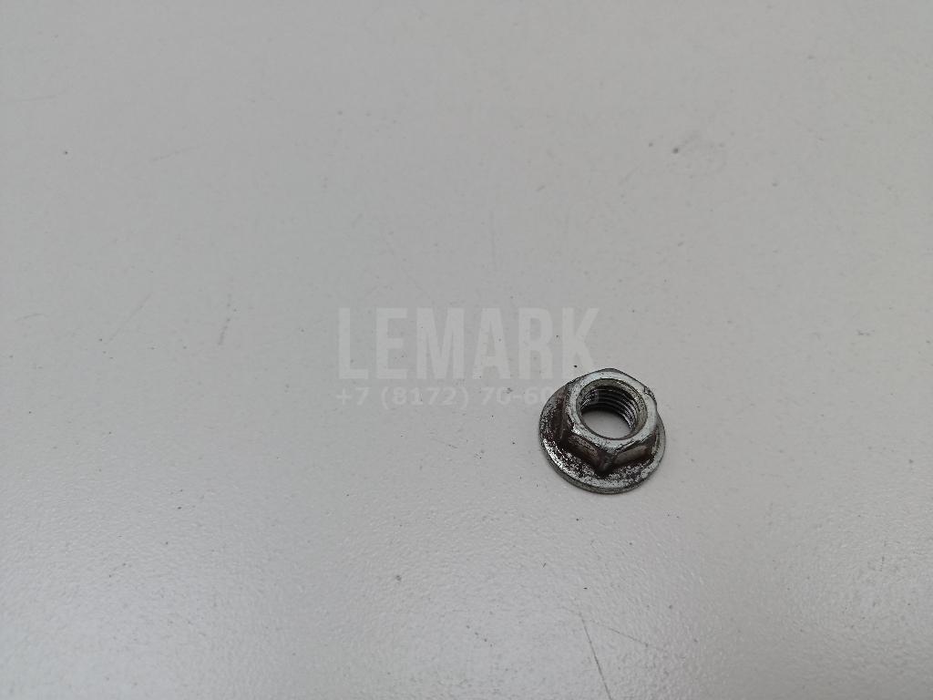 Гайка 2888950J1A Nissan