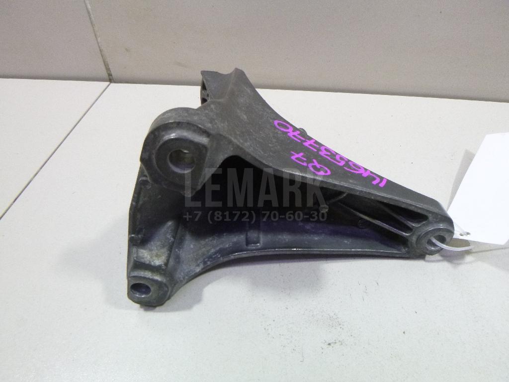 Кронштейн двигателя правый для  BPW R 1982
