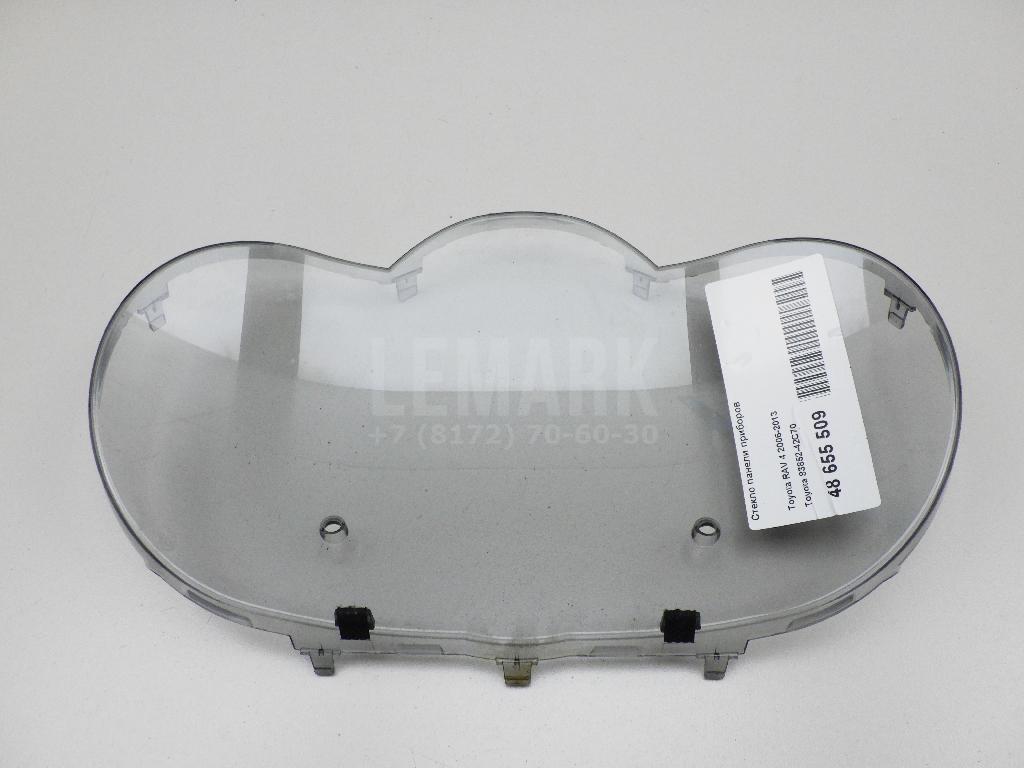 Стекло панели приборов 8385242C70 Toyota