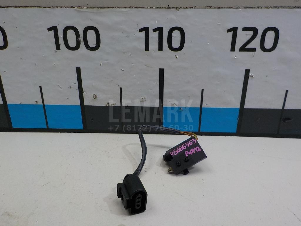 Выключатель концевой 1J5962103 VAG