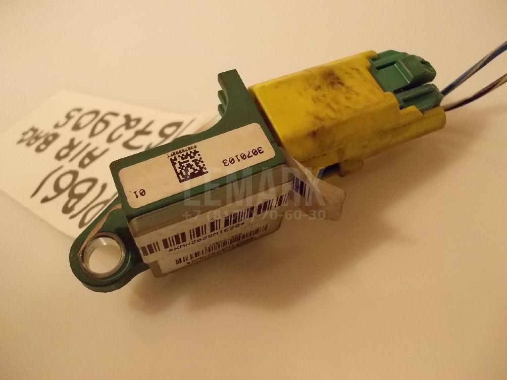 Датчик AIR BAG 3C0909606 VAG