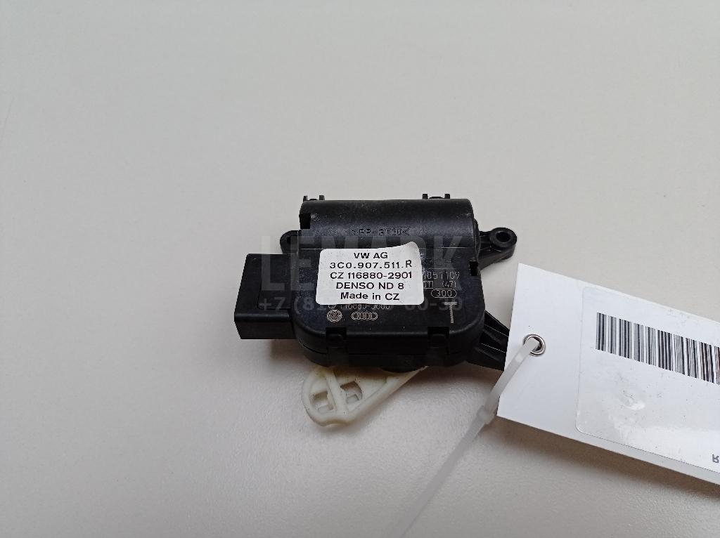 Моторчик заслонки отопителя 3C0907511R VAG
