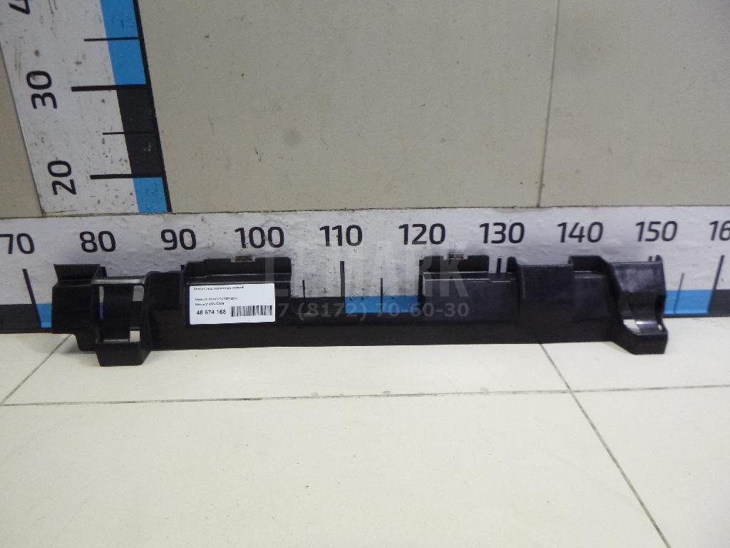 Воздуховод радиатора нижний 21497JG30B Nissan
