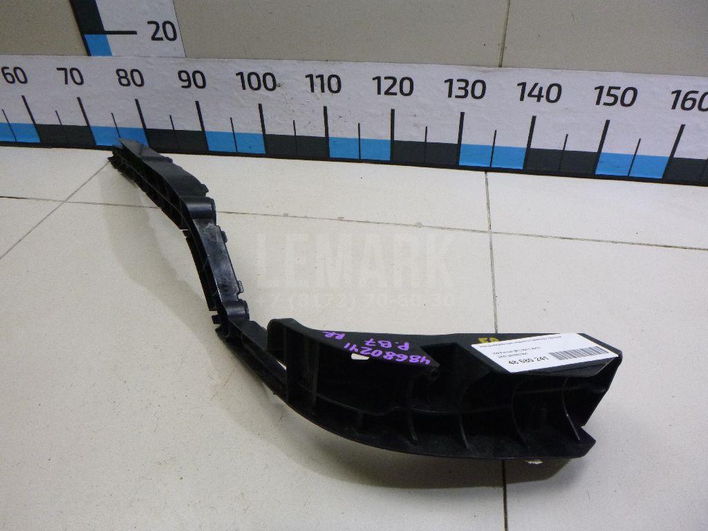 Направляющая заднего бампера правая 3AF807394 VAG