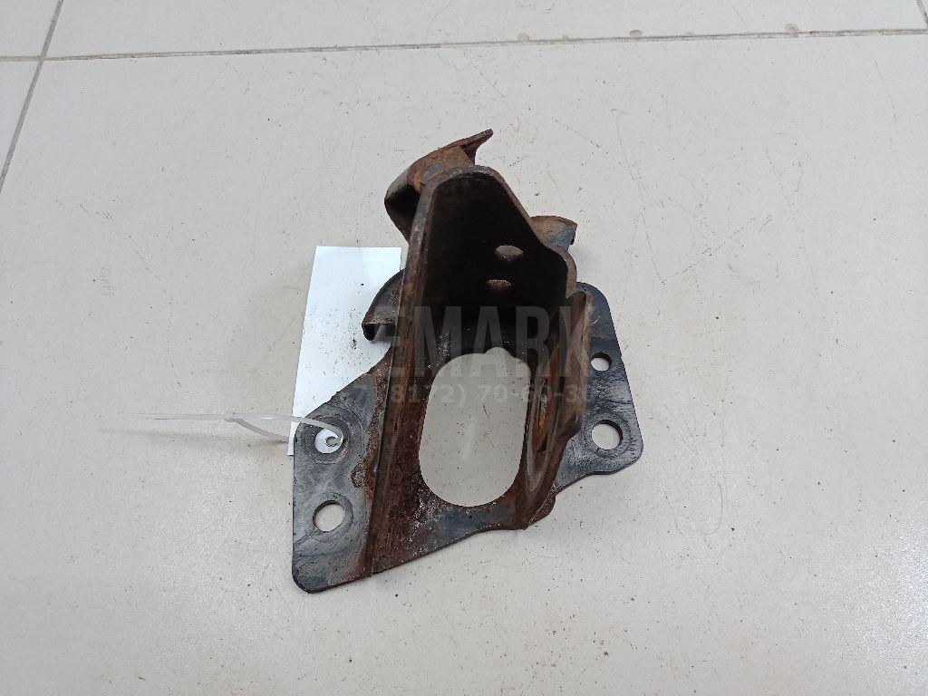 Кронштейн заднего рычага 55430JG000 Nissan
