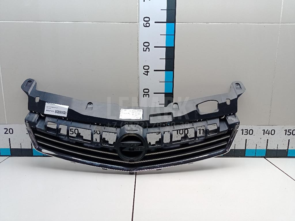 Решетка радиатора 1320370 GM