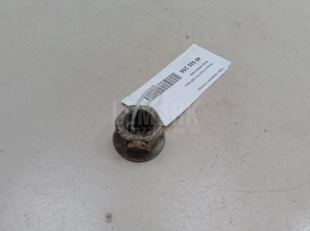 Гайка передней ступицы 402622Y000 Nissan