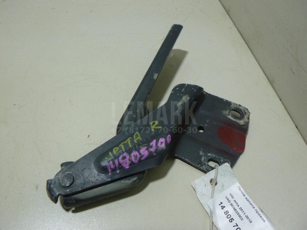 Петля капота правая 5C6823302 VAG