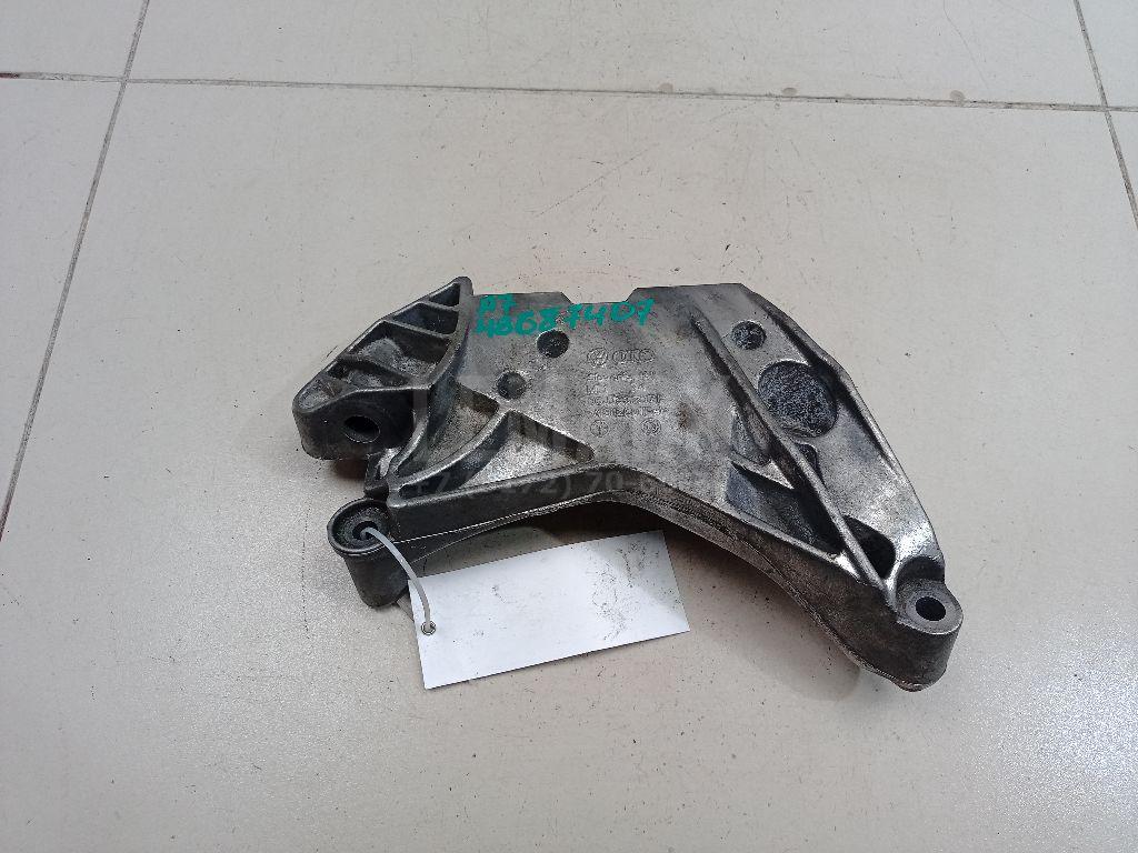 Кронштейн двигателя правый 06J199207P VAG