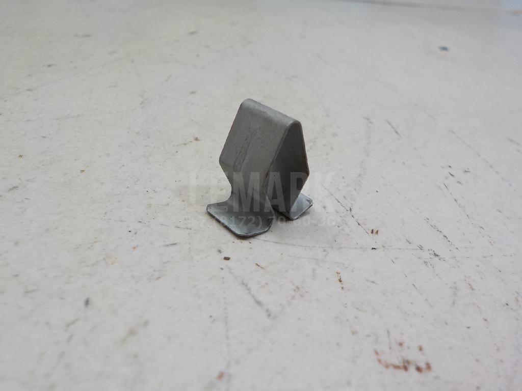Зажим 4A0867276C VAG