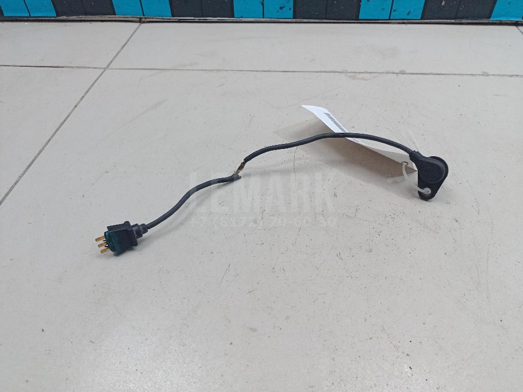 Датчик спидометра 01M927321B VAG