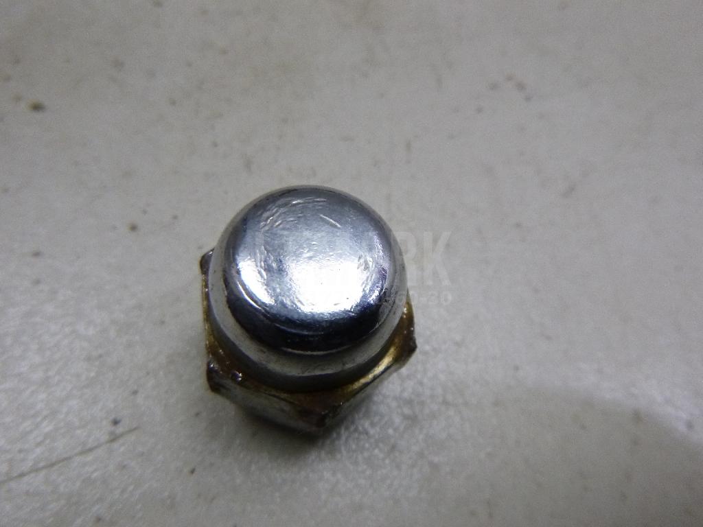 Гайка колеса 40224V5510 Nissan