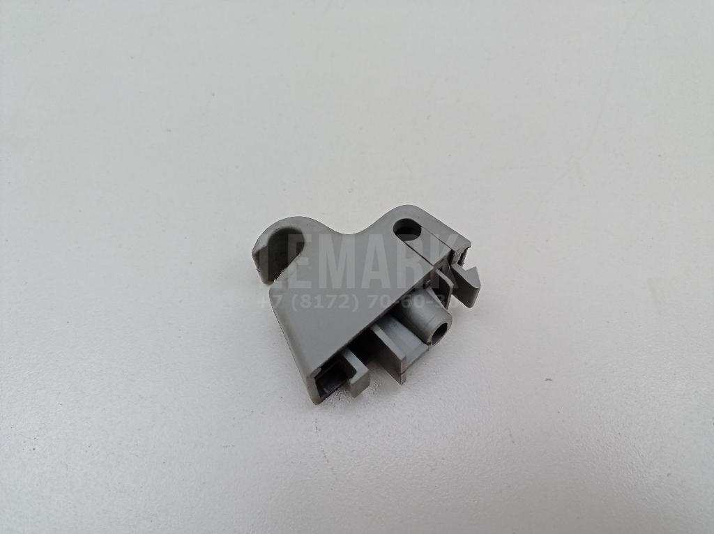 Кронштейн солнцезащитного козырька 7L08575623W5 VAG