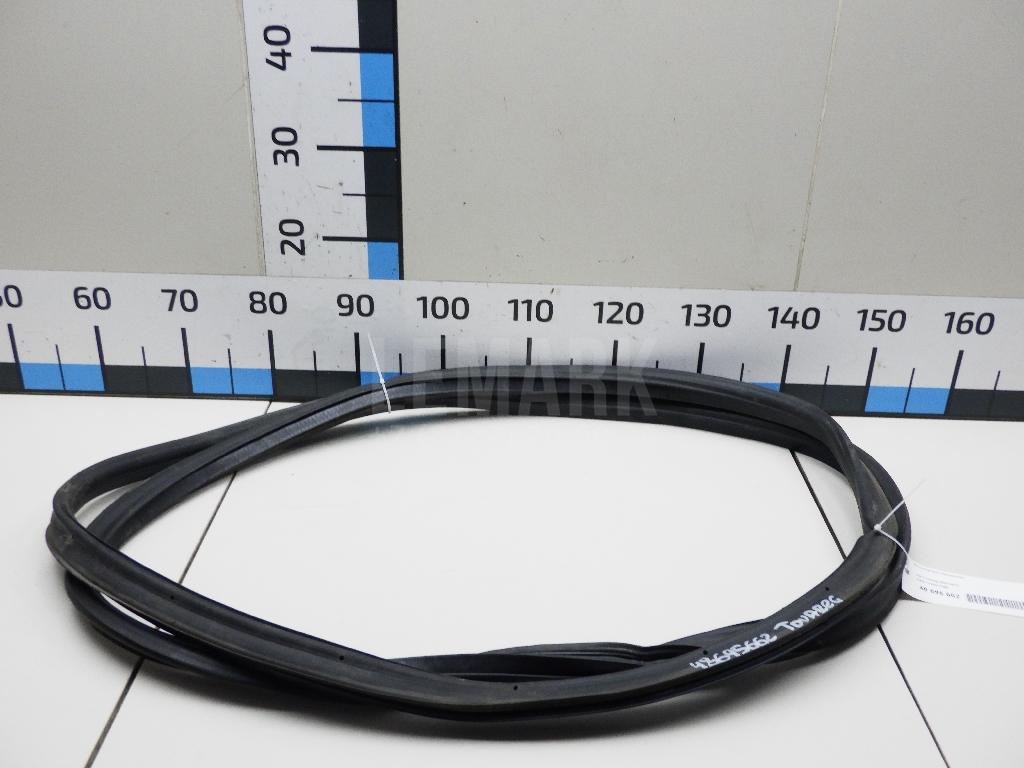 Уплотнитель багажника 7L6827705K VAG