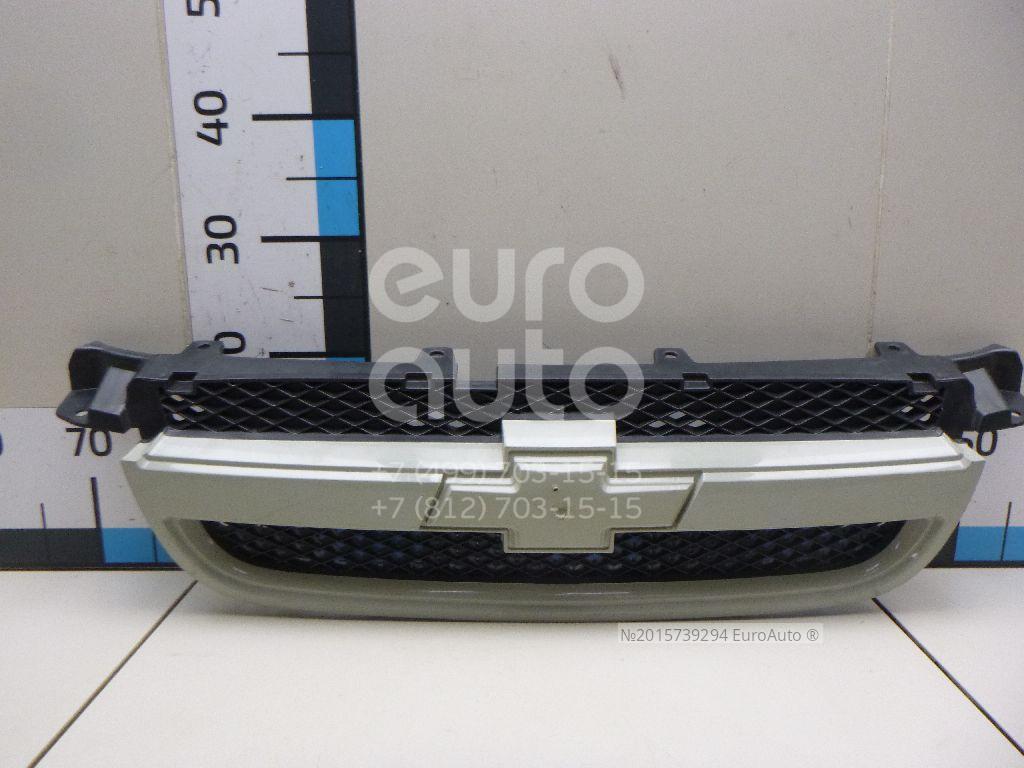 Решетка радиатора Chevrolet Aveo 05-11 (4D SED)