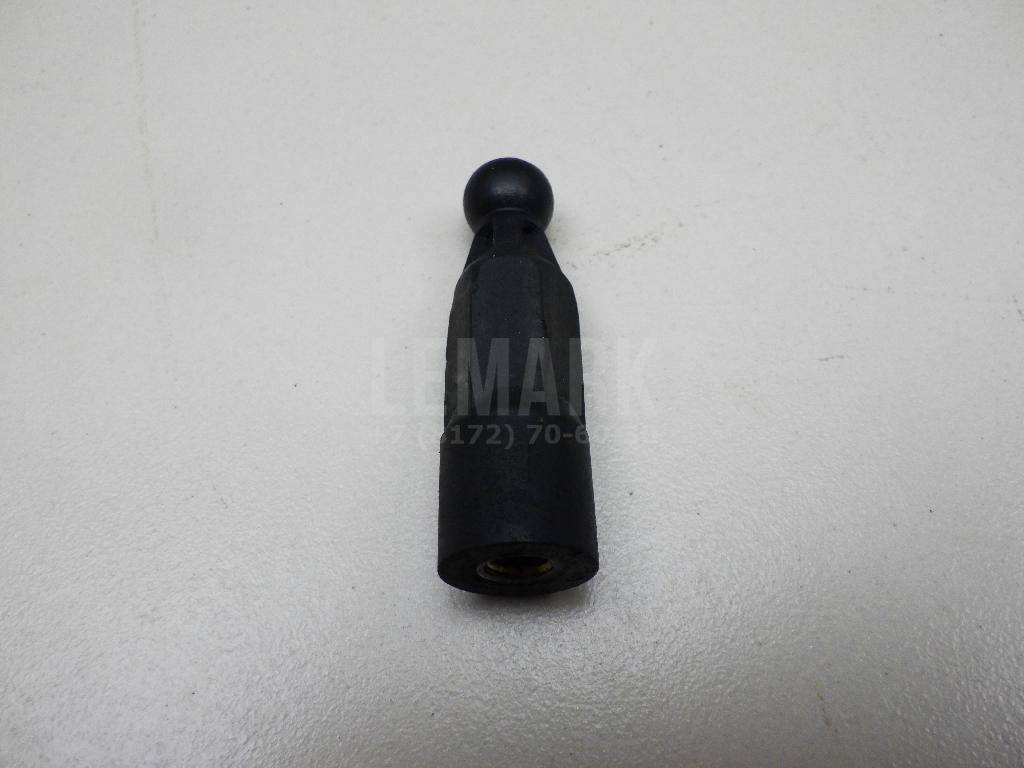 Крепеж (клоп) 1343455 Ford