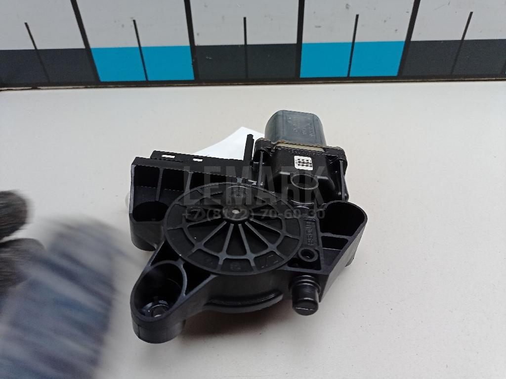 Моторчик стеклоподъемника 1347885 Ford