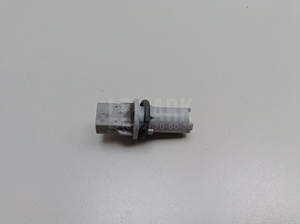 Патрон лампы 26240AG000 Nissan