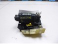 Замок двери передней левой