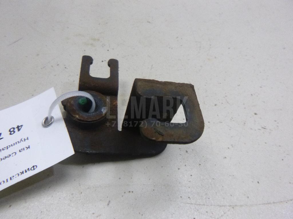 Фиксатор 977852H400 Hyundai-Kia